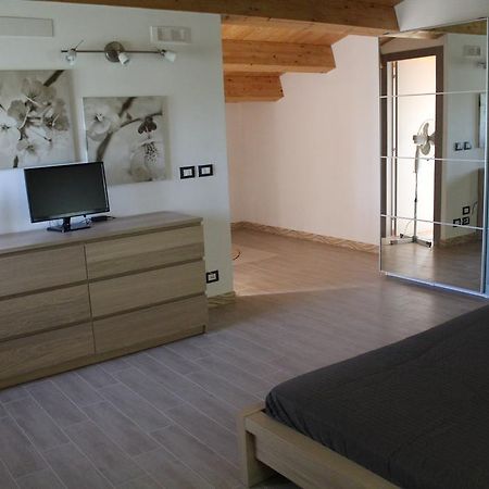 Appartamento Le Tre Palme Frigintini Quarto foto