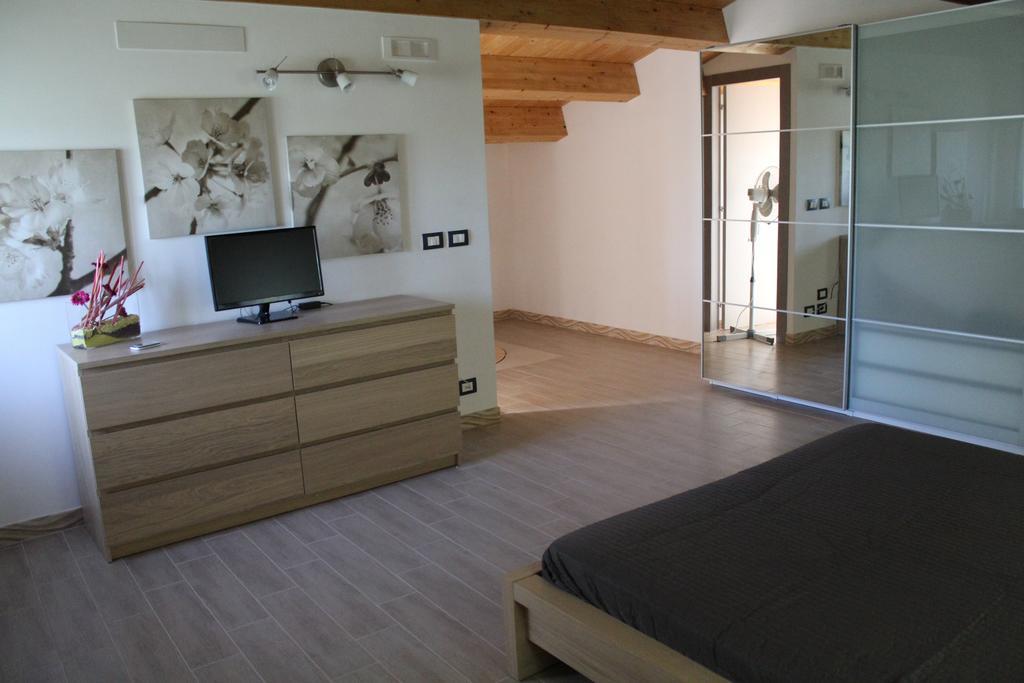 Appartamento Le Tre Palme Frigintini Quarto foto