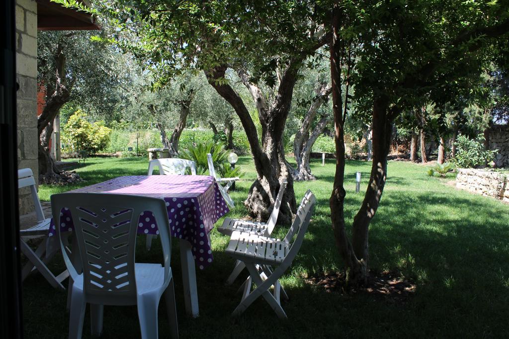 Appartamento Le Tre Palme Frigintini Quarto foto